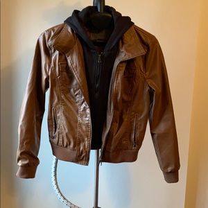 Brown jacket π€π€